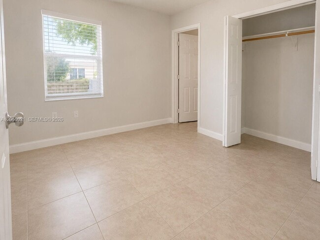 Photo - 1920 SW 24th St Unit 1