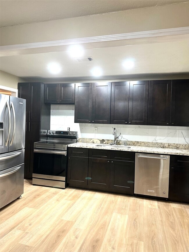 Photo - 6608 Sherwood Dr