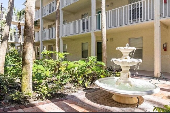 Building Photo - 7294 Cloister Dr Unit 23