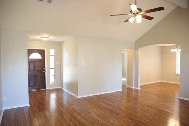 Photo - 3419 Lakeland Gardens Dr