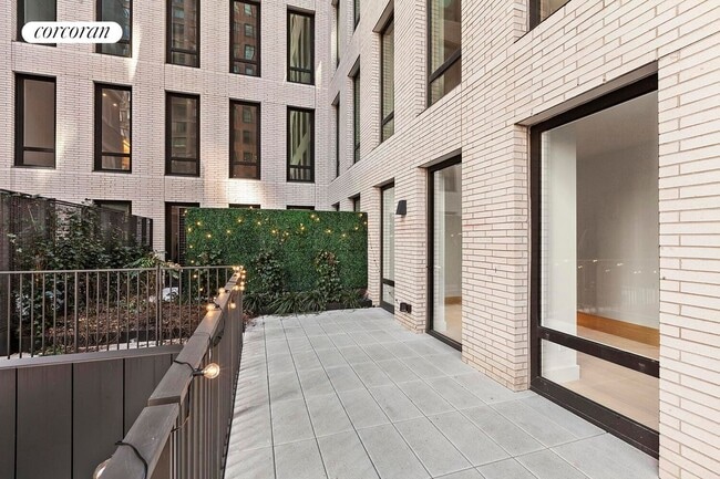 Photo - 15-1869 W 61st St Rental