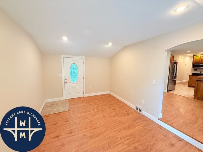 Photo - 12400 Elmhurst Pkwy