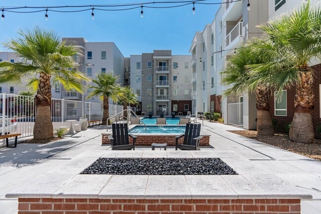 605 Place Student Housing & Co-Living