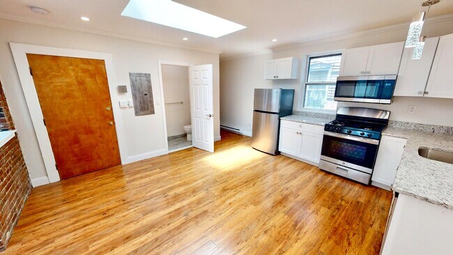 Photo - 214 Hanover St Unidad 3