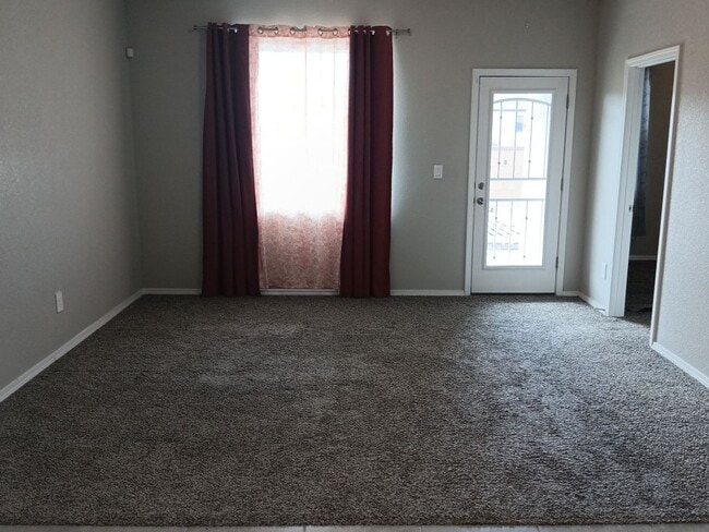 Photo - 3 Bedroom, 2 Bathroom Home! Schedule a Sho...
