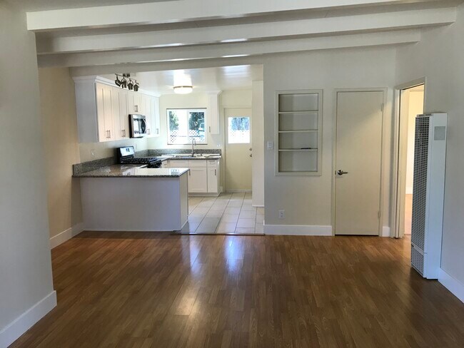 Photo - 2526 Hermosa Ave