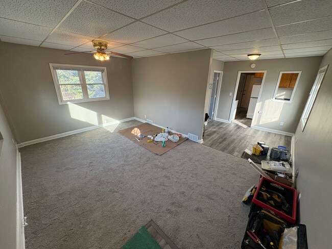 Building Photo - 2312 W 10th St Unit 1