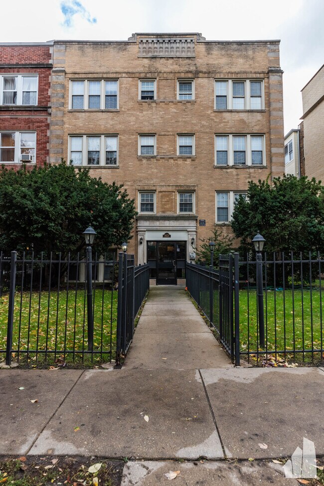 Photo - 1421 W Farwell Ave Unidad 204