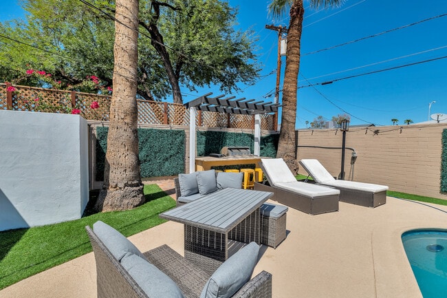 Photo - 8214 E Northland Dr