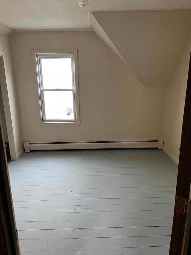 Photo - 56 W Weir St