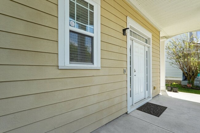 Photo - Come Home Smiling to This Beautiful 3-Bed, 3-Bath in Port Wentworth!