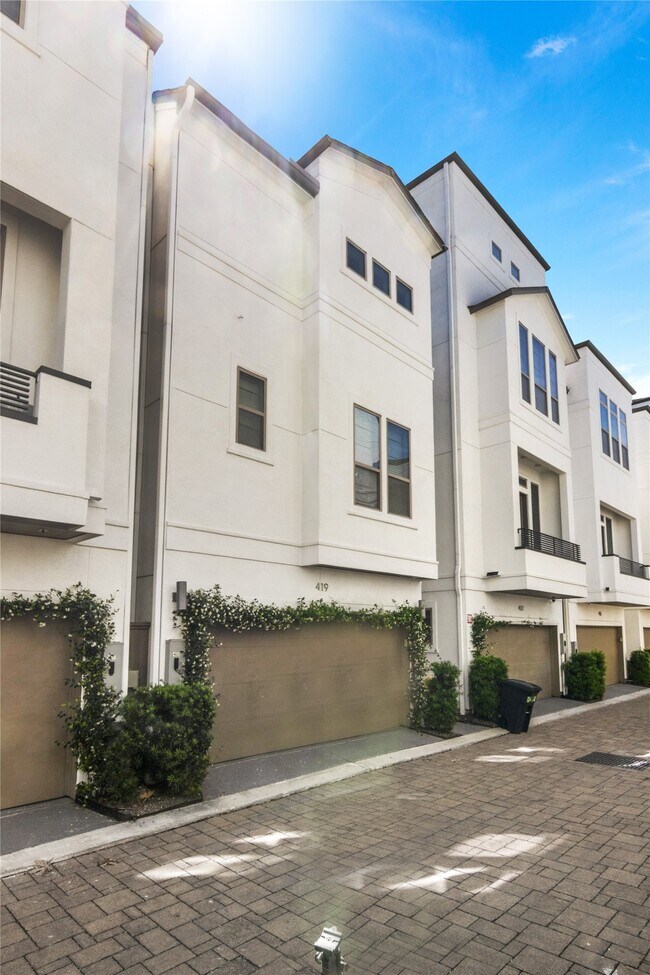 Photo - 419 T C Jester Blvd