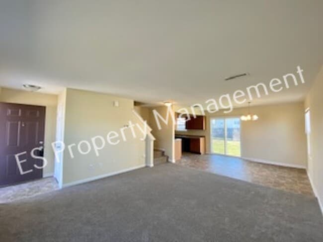 Photo - Beautiful 4 Bedroom 2.5 Bath 2 story home in Wildwood Farms on Indy's Southeast side!