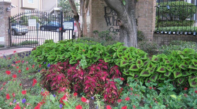 Photo - 1860 White Oak Dr Unidad 207