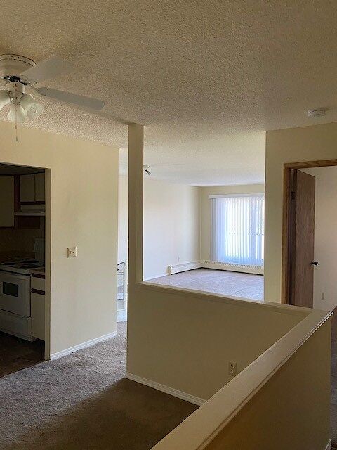 Photo - Comfortable Living in Landmark Gardens Unité 1Bed