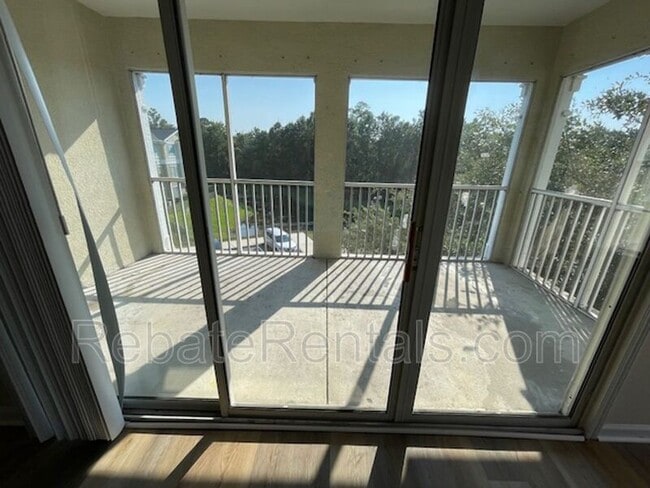 Photo - 8290 Gate Pkwy W Unit 720
