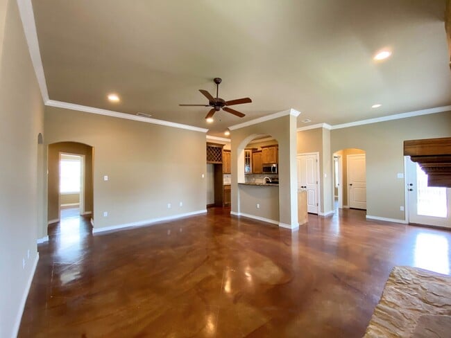 Photo - Available Now: 4 bedroom house
