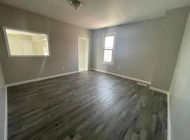 Photo - 446 Walnut St Unit B