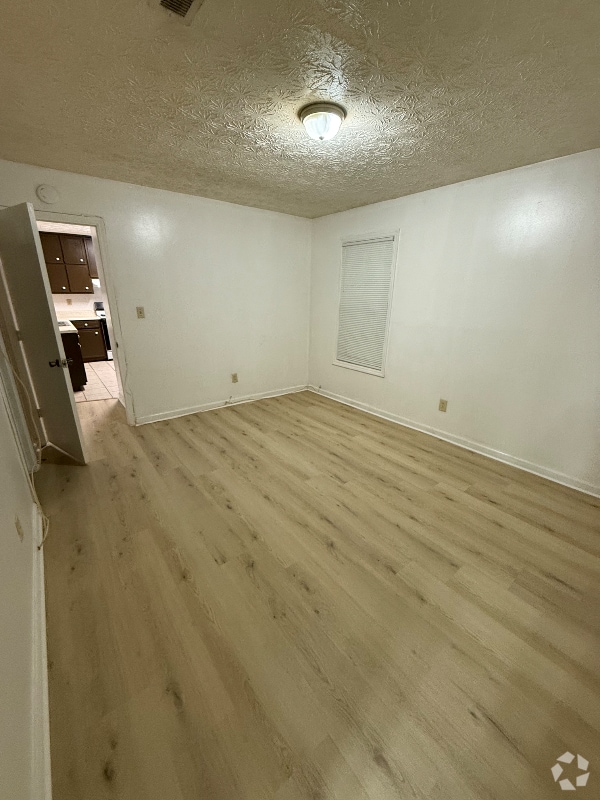 Building Photo - 5675 Williamsburg Trce Unit 5677 Rental