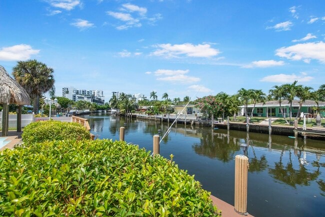 Photo - 220 SE 2nd Ave