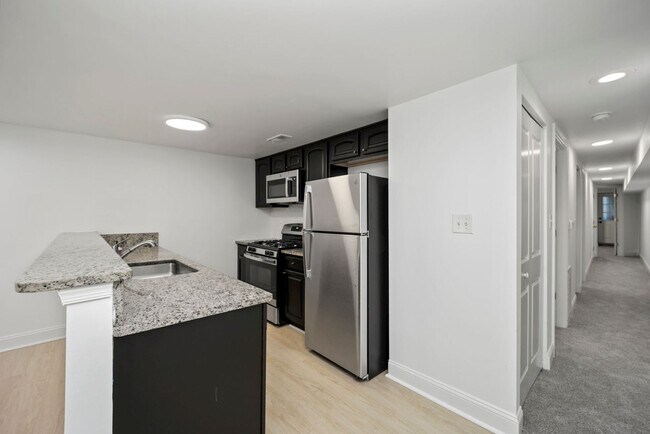 Building Photo - 1755 T St NW