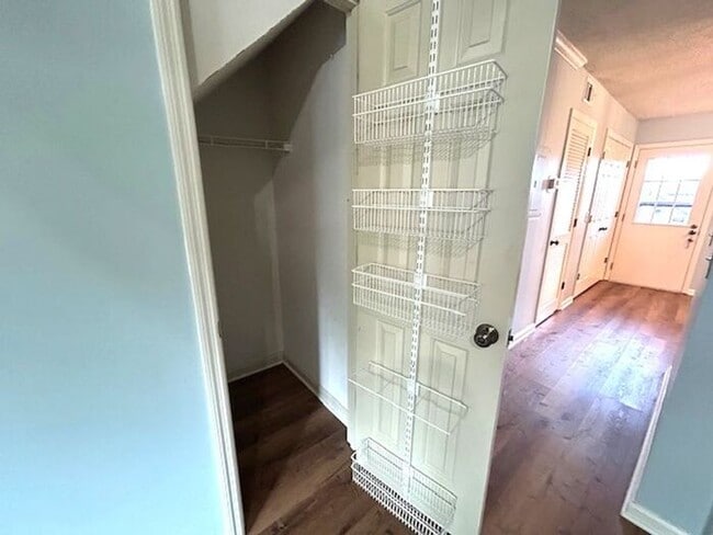 Photo - Townhome - 2 Bedroom 1.5 bath Unit 144