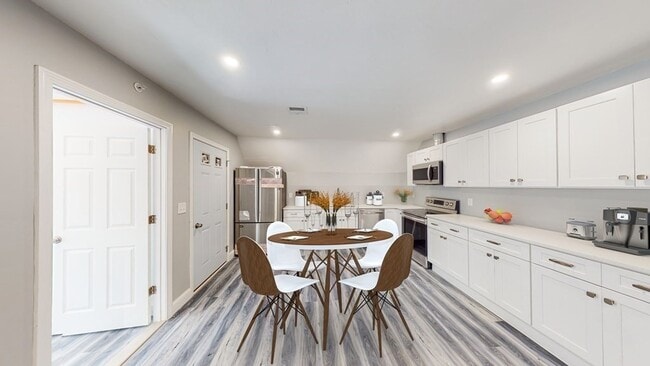 Photo - 116 Malvern Rd Unit 2