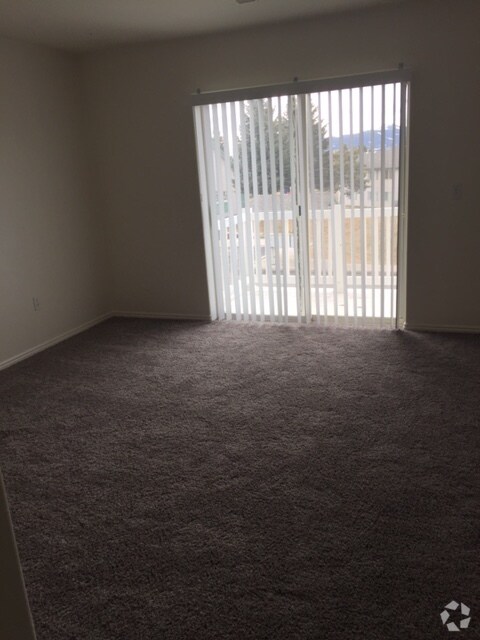 Building Photo - Vista Unit 27 Rental
