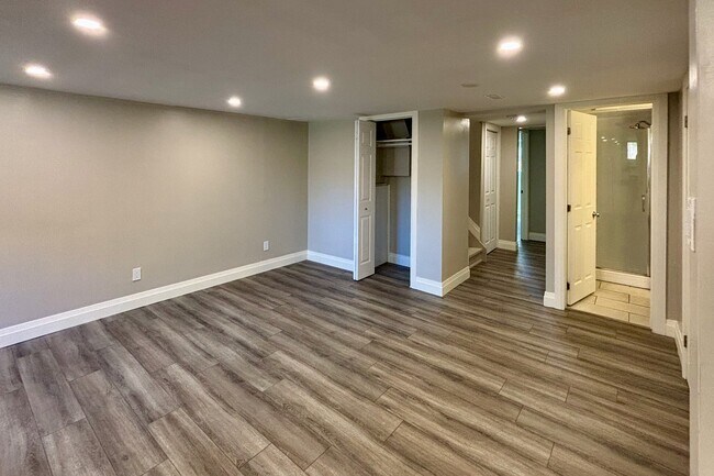 Photo - 55 Courtice Crescent