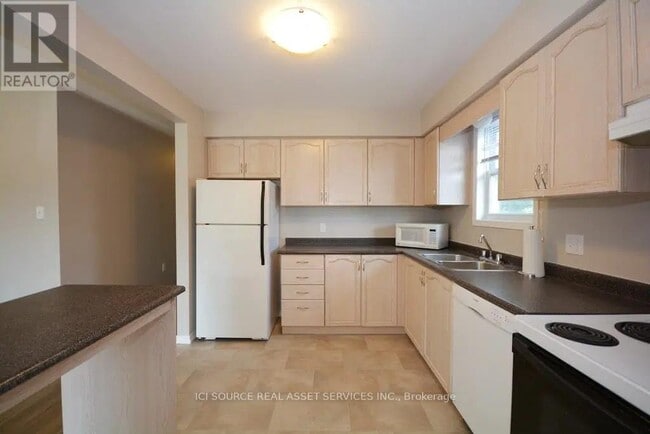 Photo - 26 Louise Ln