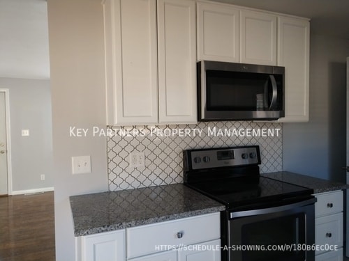 Photo - 503 Quincy Blvd