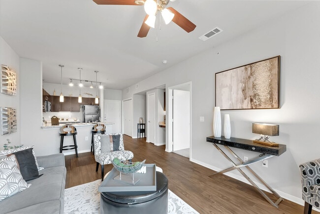 Building Photo - Gateway Cedars Apartments