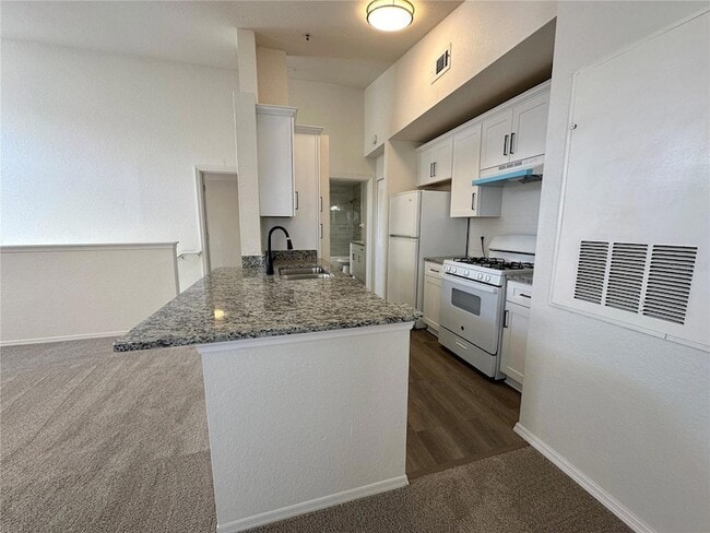 Photo - 1612 Columbia Arms Cir Unit 237