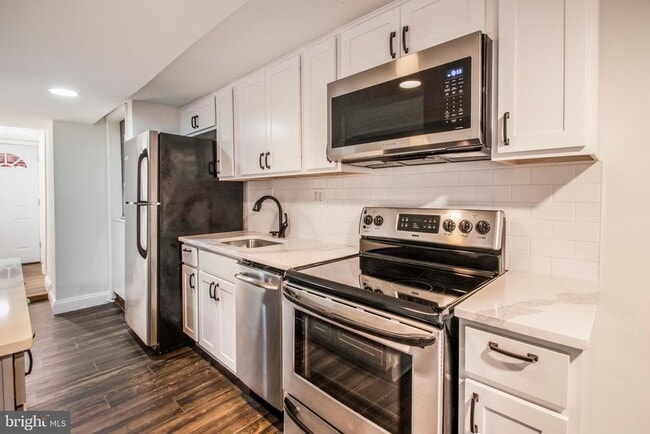 Photo - 104 15th St SE