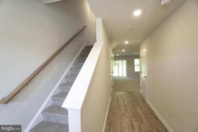 Photo - 148 Bell Ct