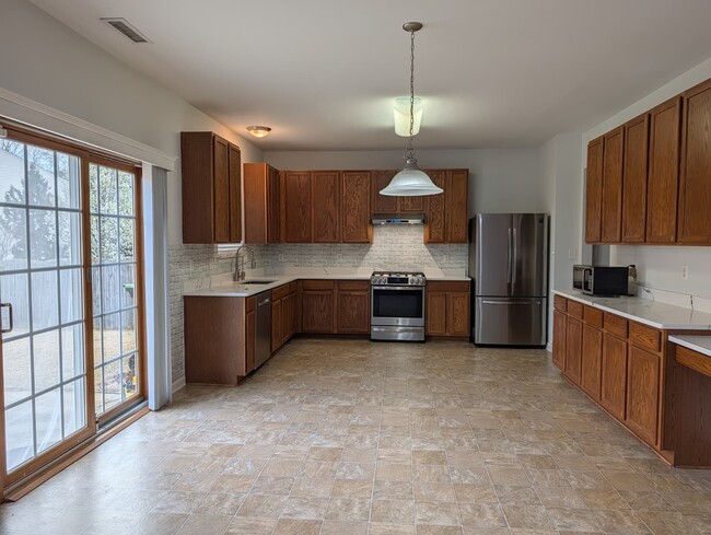 Photo - 172 Chandler Springs Dr