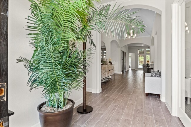 Photo - 5435 Farm Hill Way