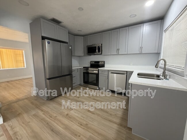 Photo - 131 W Atwater Ave