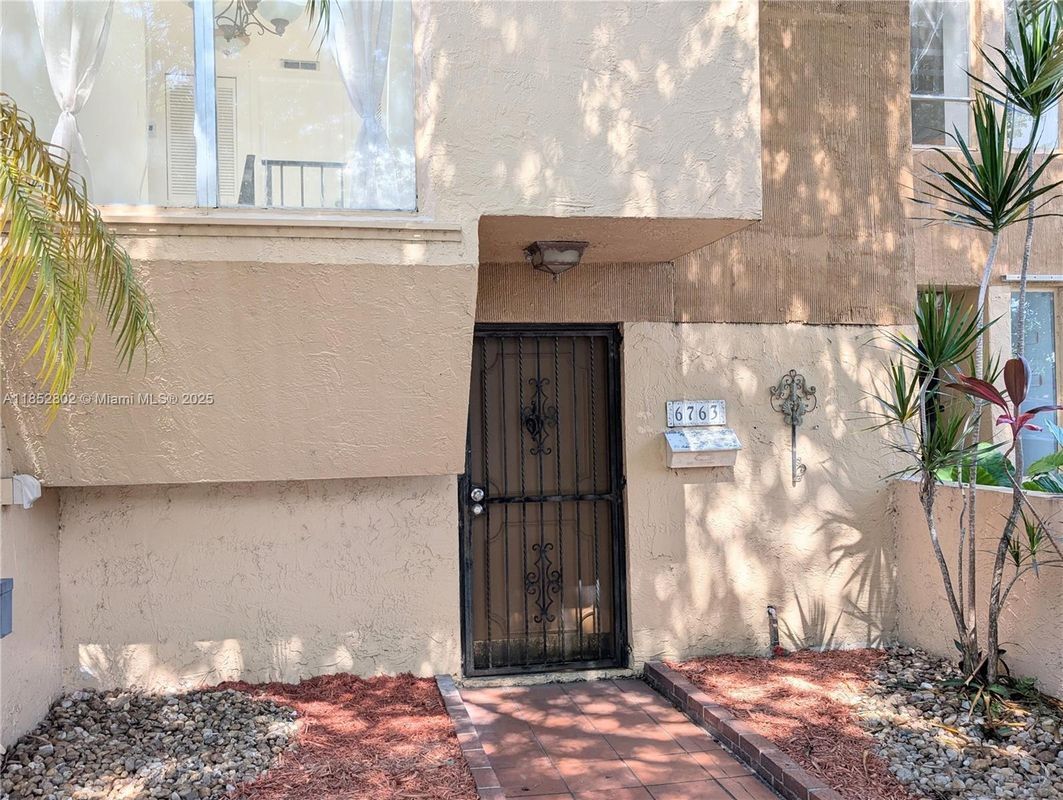 Photo - 6763 SW 140th Ave