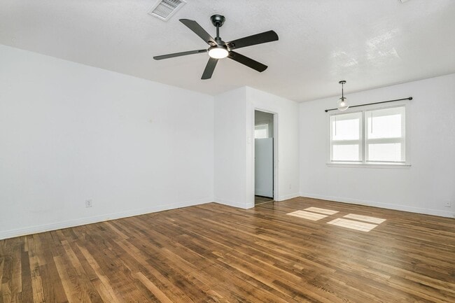 Photo - Two bedroom house for lease