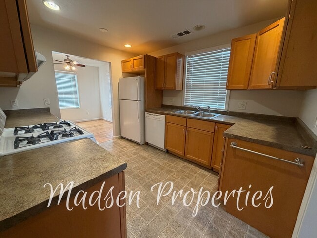 Photo - 1618 Sunset Ave