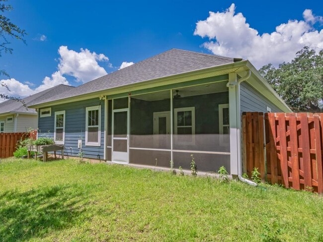 Photo - 855 Avery Park Dr