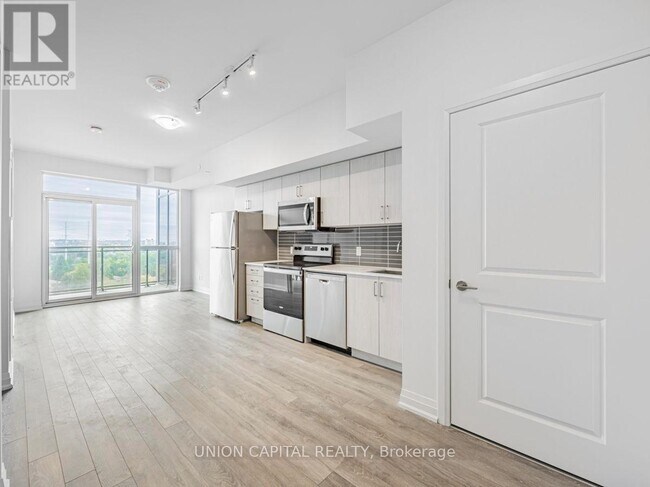 Photo - 10 Meadowglen Pl Unit 808