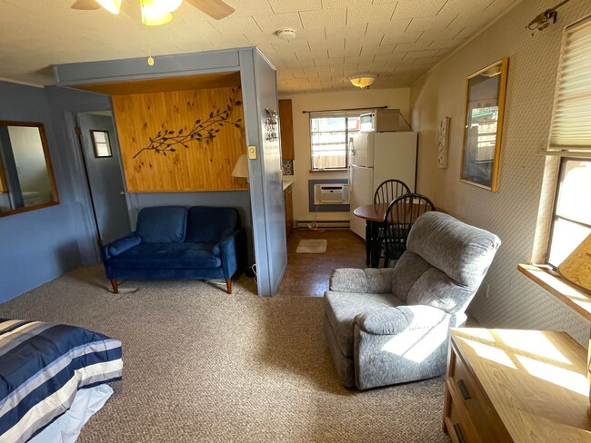 Photo - STUDIO APT - ROSE TREE INN, UPTOWN SEDONA-...