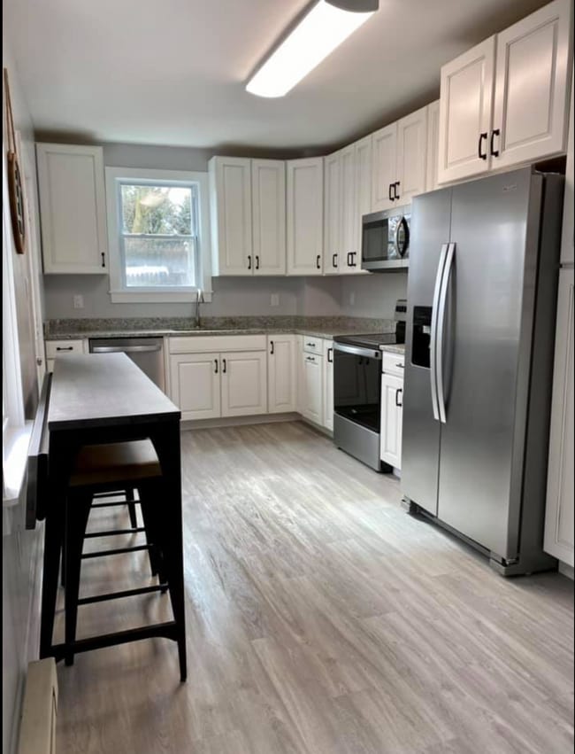 Photo - 118 E South St Townhome