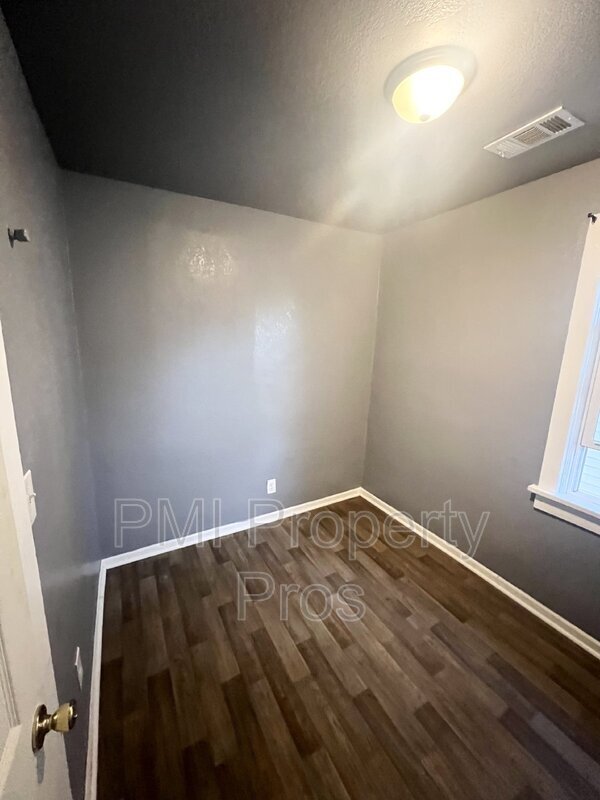 Photo - 1235 N 26th St