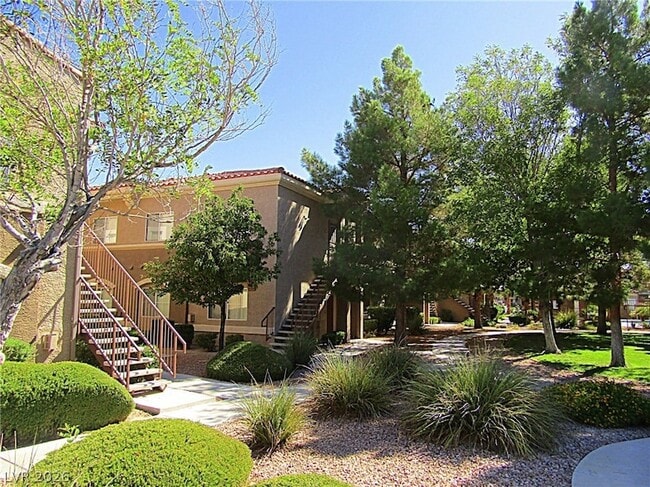 Building Photo - 10245 S Maryland Pkwy Unit 240