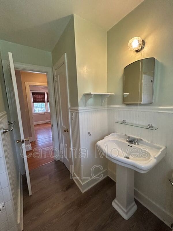 Photo - 114 Lenore Ave