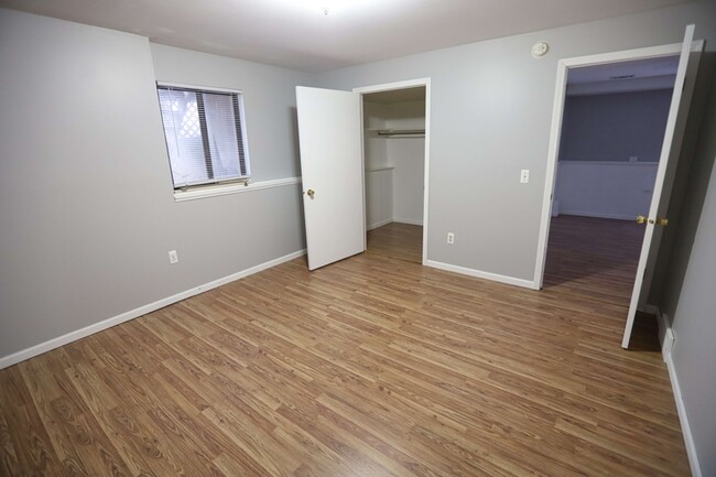 Photo - 4833 Stauffer Ave SE