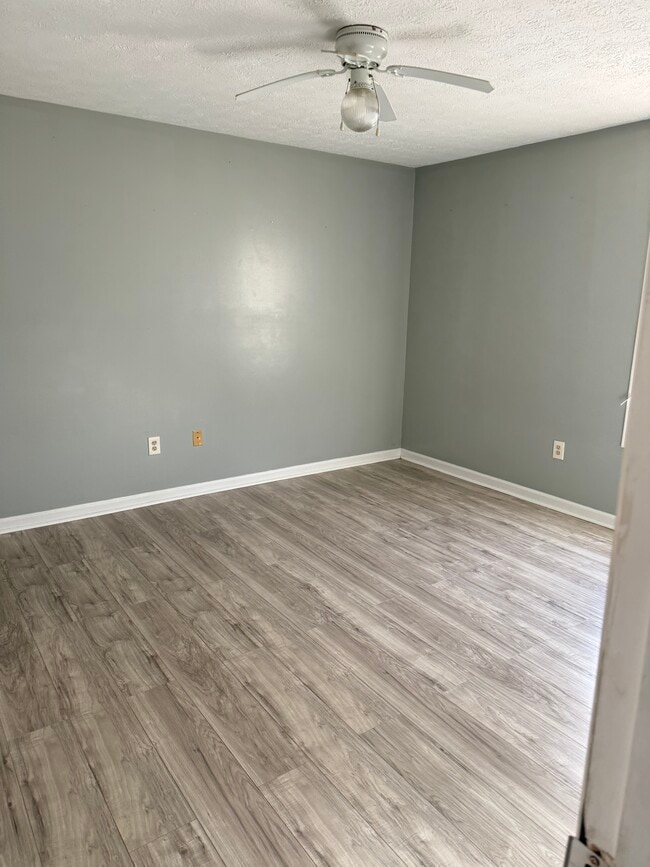 Photo - 25 Magnolia Dr